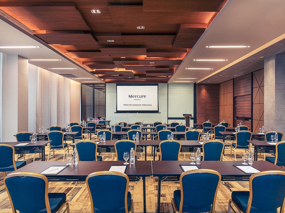 Mercure Bangkok Makkasan 66/79