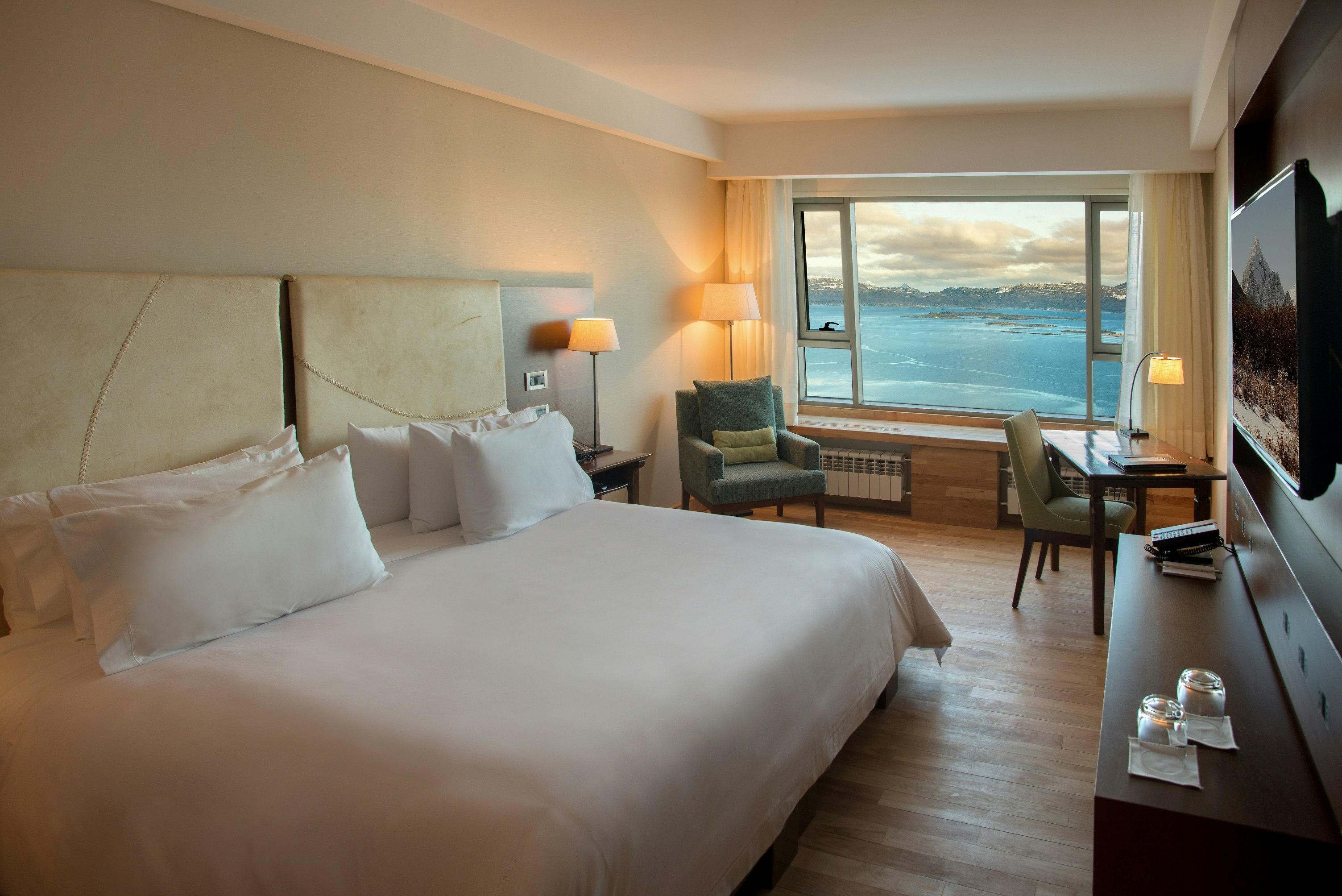 Superior, King Bed, Sea View