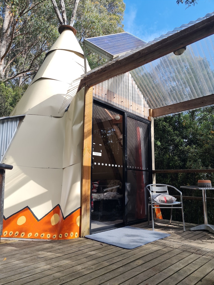 HUON BUSH RETREATS 20/50