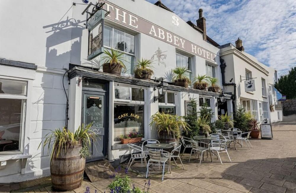 The Abbey Hotel 3/50