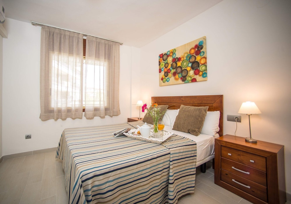 1 BEDROOM, APARTMENT