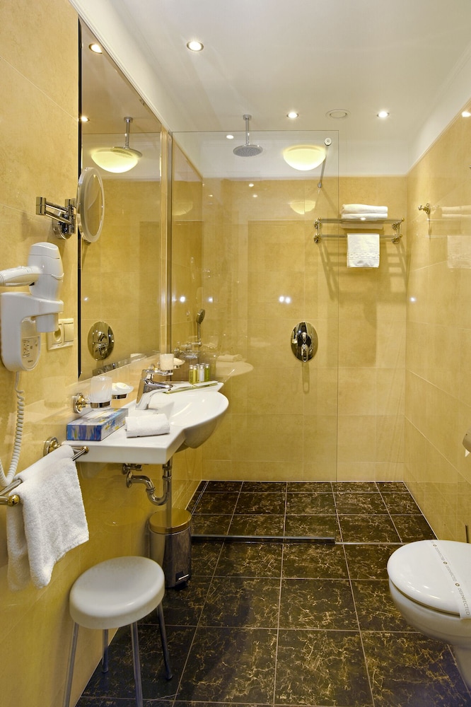 Nove Lazne Ensana Health Spa Hotel 46/47