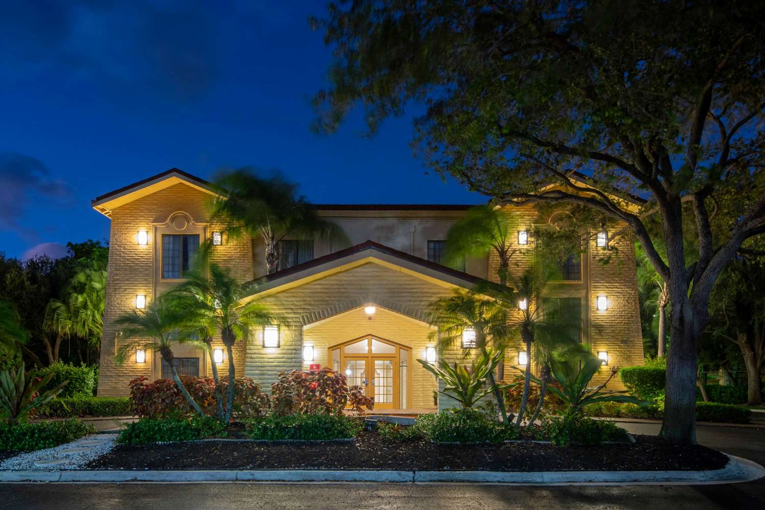 La Quinta Inn by Wyndham Deerfield Beach I-95 at Hillsboro E 1/34
