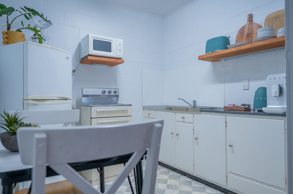 Pacific Sun Bargara Beach Motel 65/78