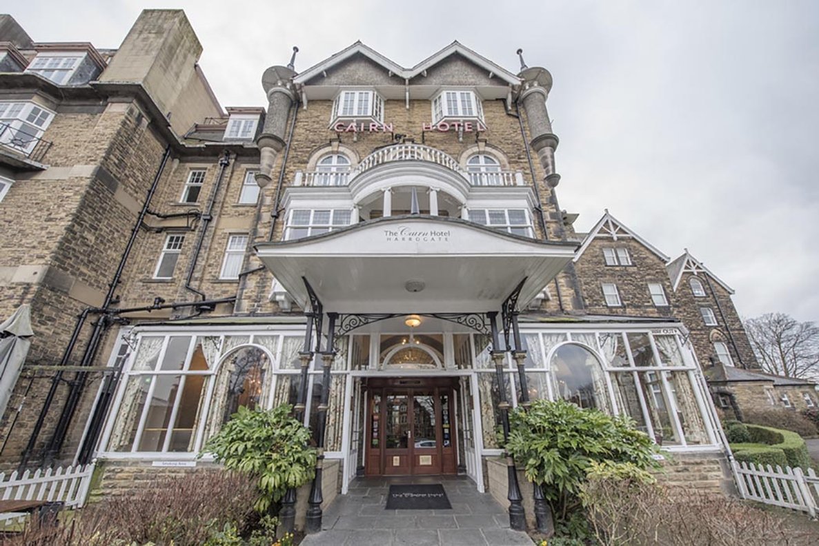 Cairn Hotel 1/50