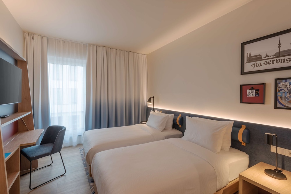 Room at Hampton by Hilton Munich North, MUNICH