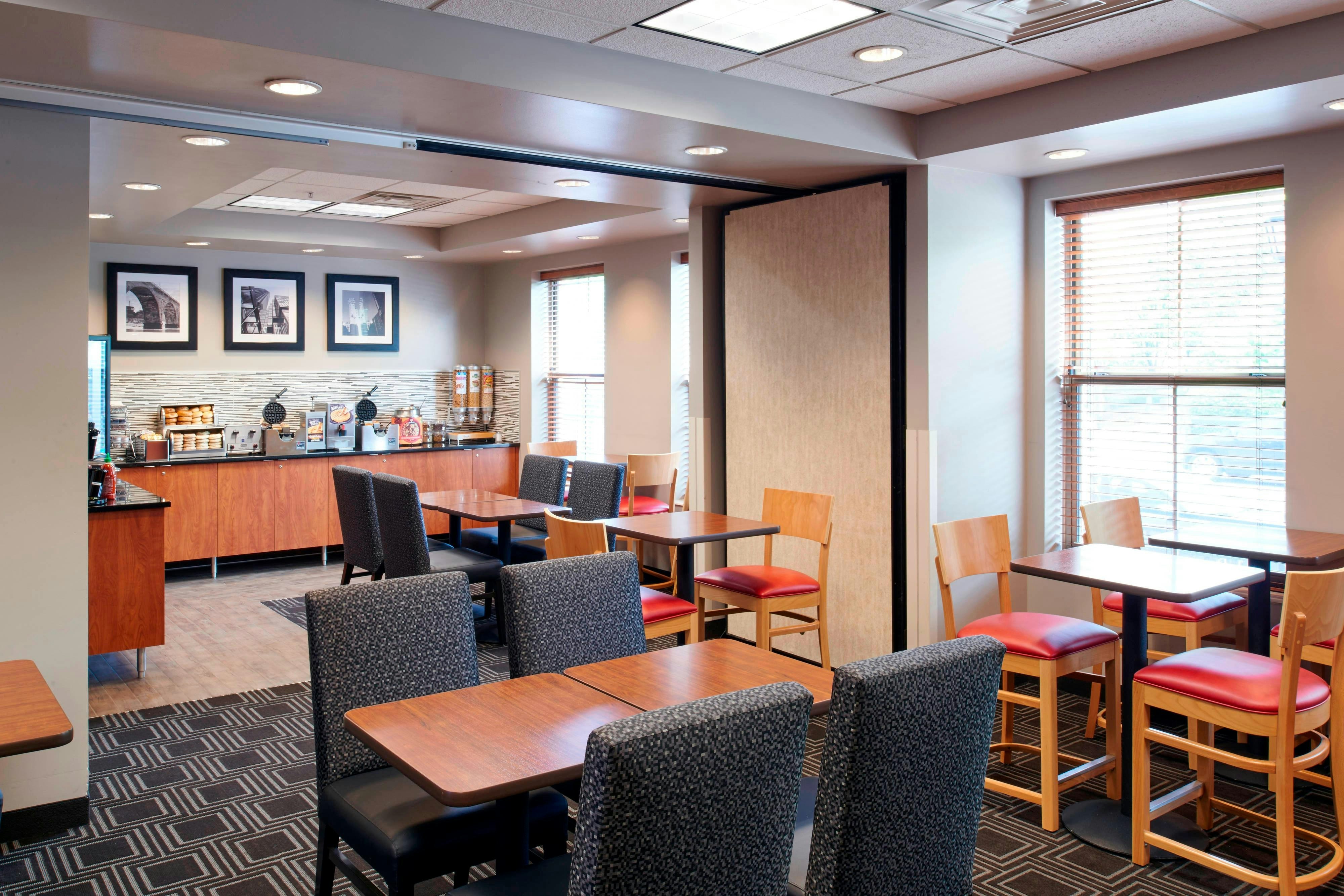 Towneplace Suites By Marriott Minneapolis Downtown/North loop 10/12