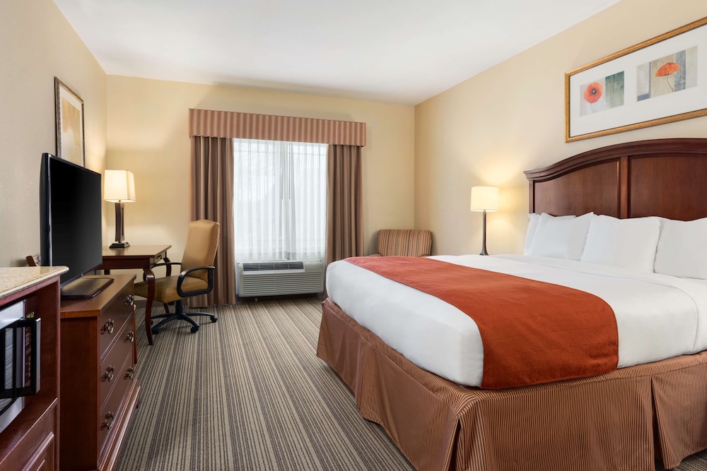 Country Inn & Suites by Radisson, Columbia, MO 8/40