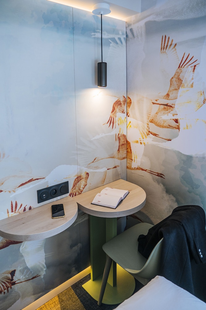 IBIS STYLES ANTIBES 51/71