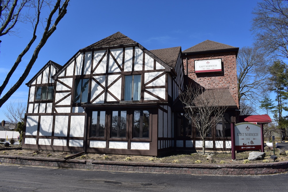 East Norwich Inn-Oyster Bay, Long Island, NY 50/54
