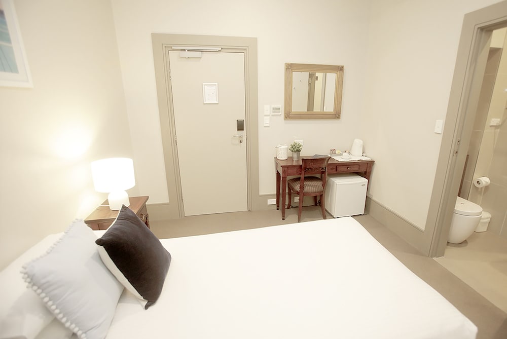 HOTEL BONDI 13/67
