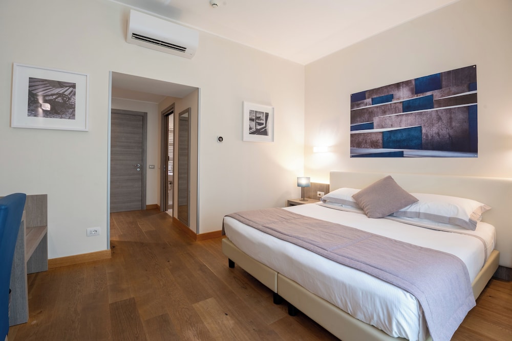 Hotel Centrale 11/67