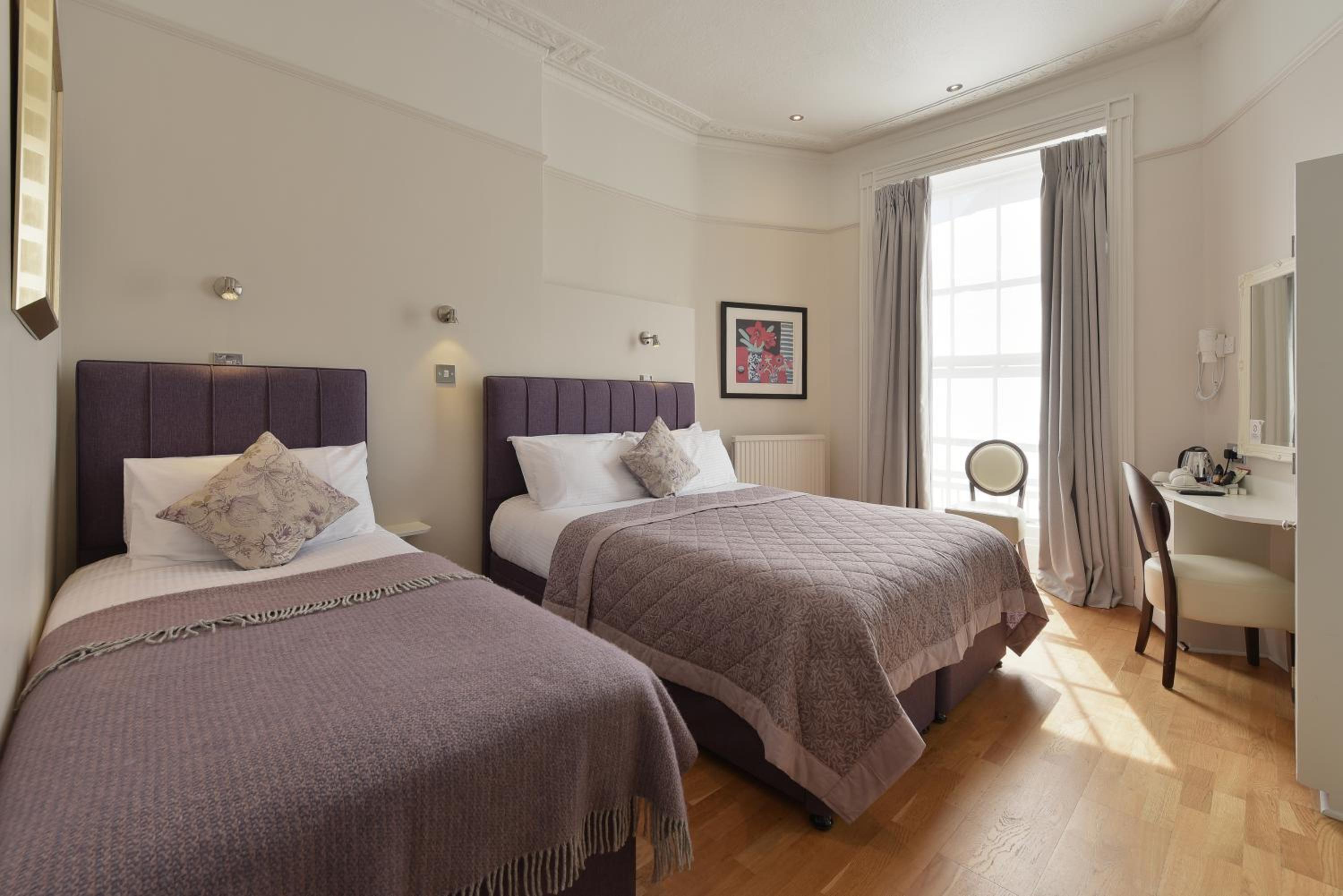 Harlingford Hotel 13/50