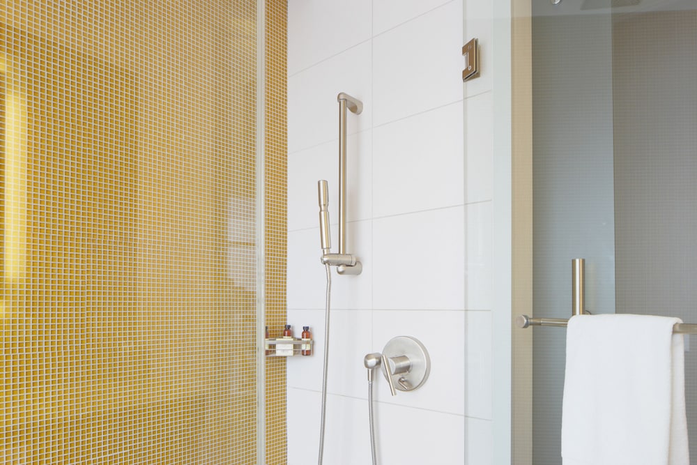 غرفة سوبيريور بسرير كوين بإطلالة جزئية على البحر، Hotel Breakwater South Beach 6/6