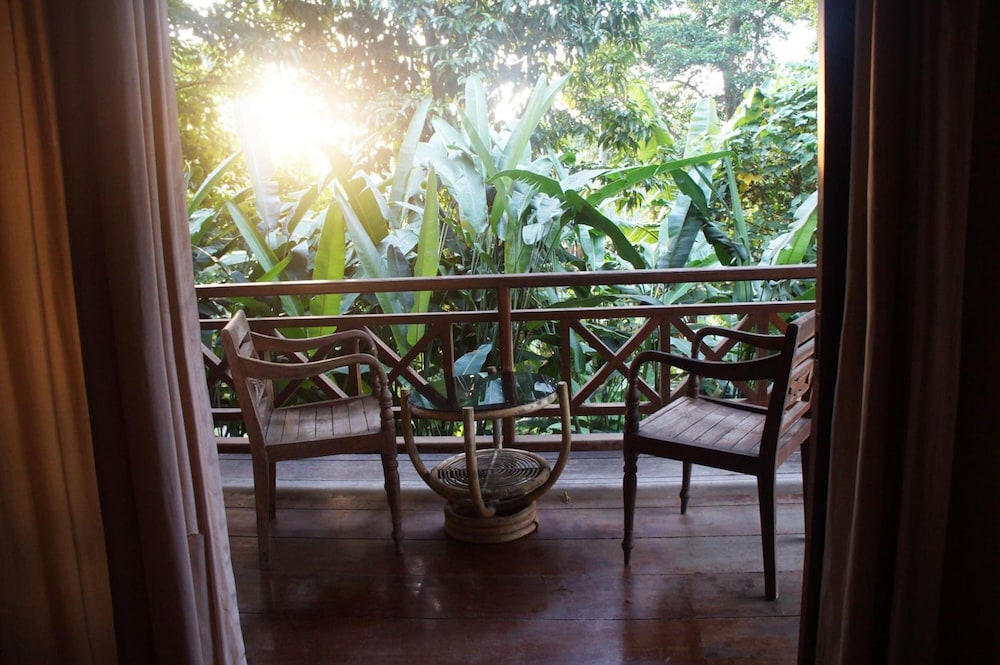 Yeh Panes Bali 22/24