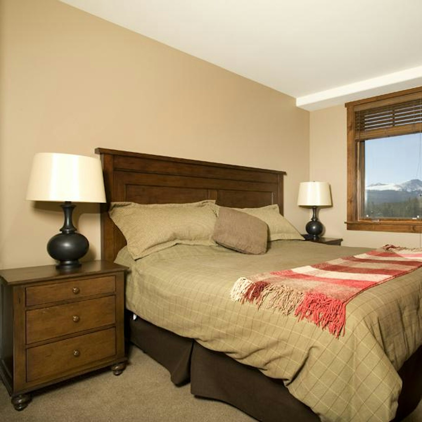 Crystal Peak Lodge 27/74