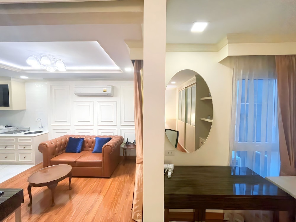 Syama Hana Executive Apartments Thonglor 49/50