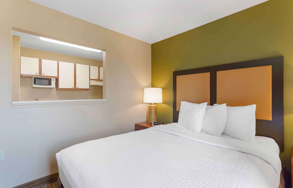 Extended Stay America - Memphis - Cordova 8/40