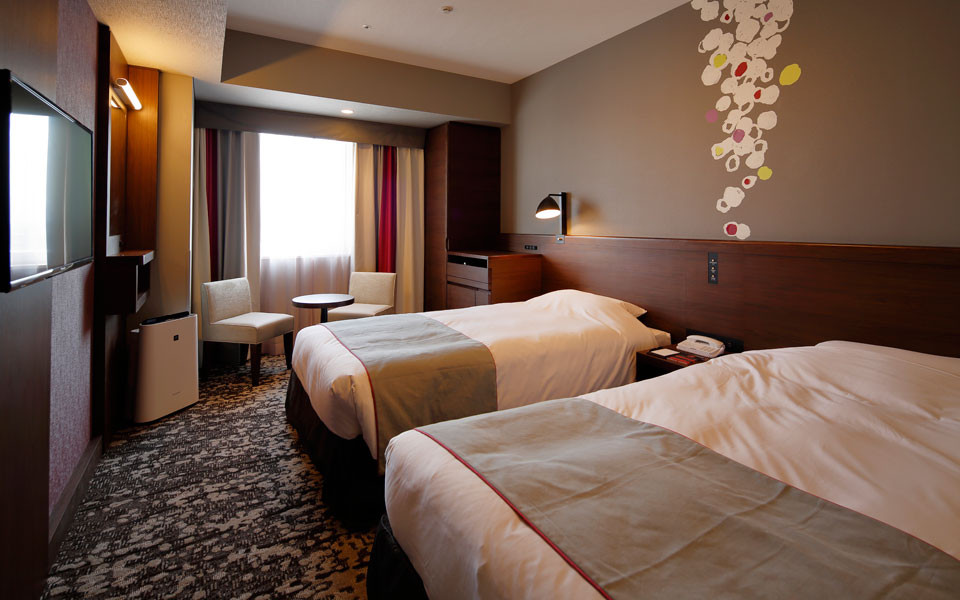 Casual, Standard, Single, Twin Beds