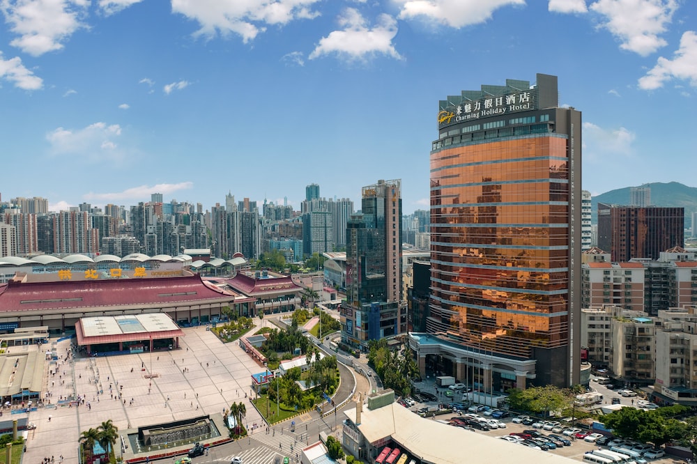Zhuhai Charming Holiday Hotel 1/40