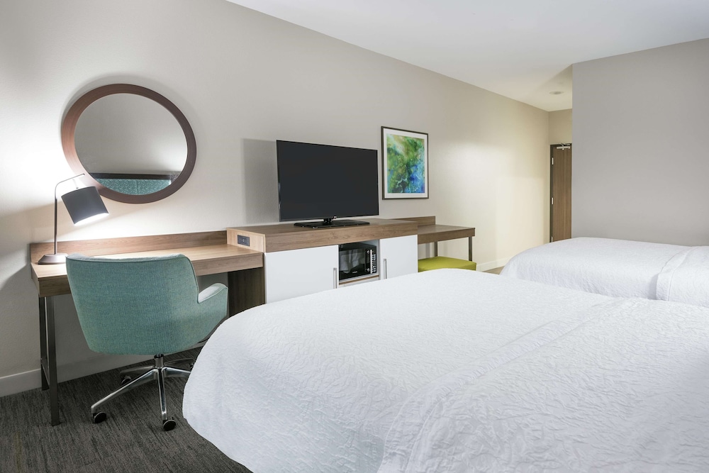 Hampton Inn Suites Portland Corpus Christi 12/45