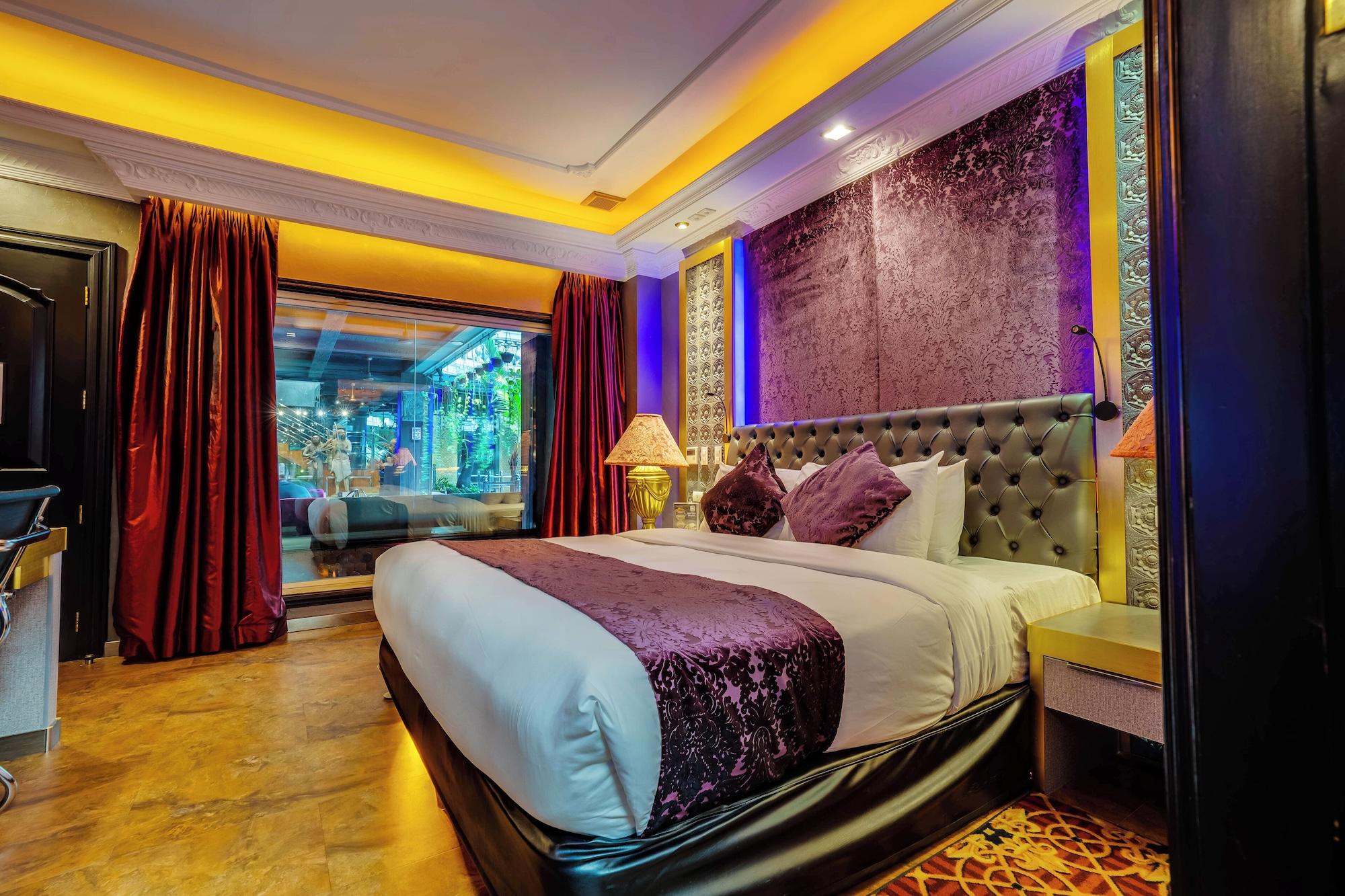 Junior Suite, Pool Access