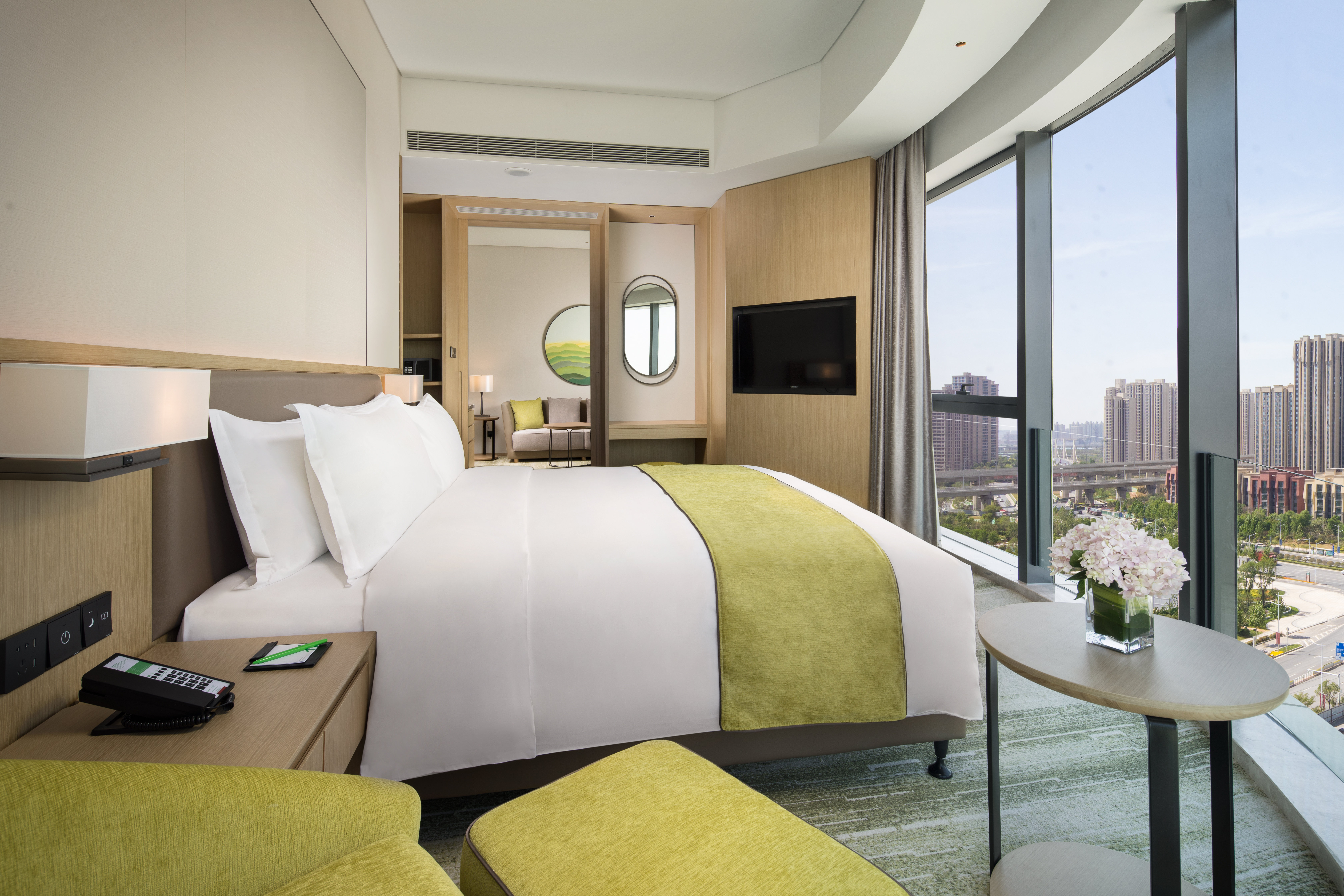 Holiday Inn Zhengzhou Riverside 3/16