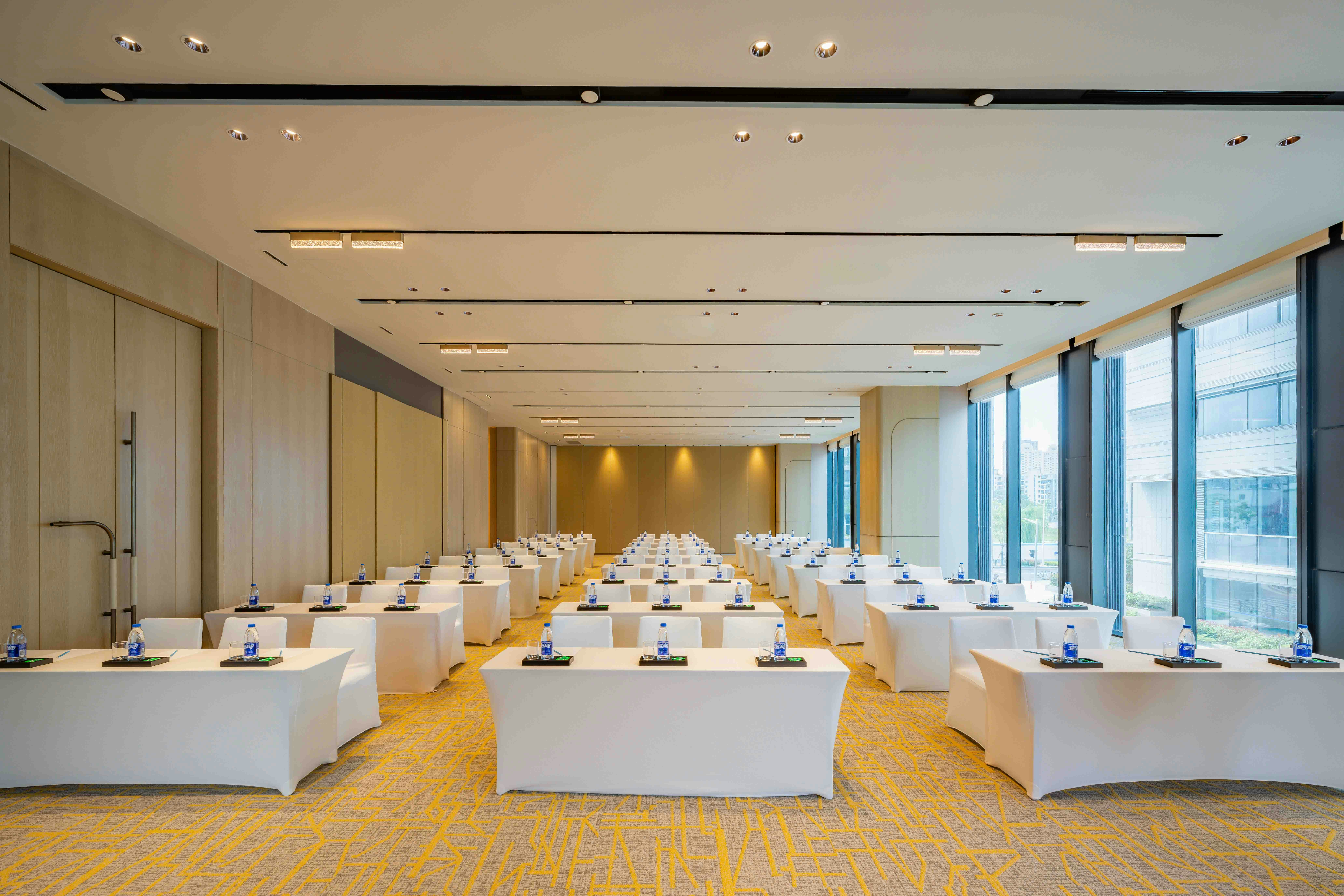 EVEN Hotel Shanghai Expo by IHG 33/36