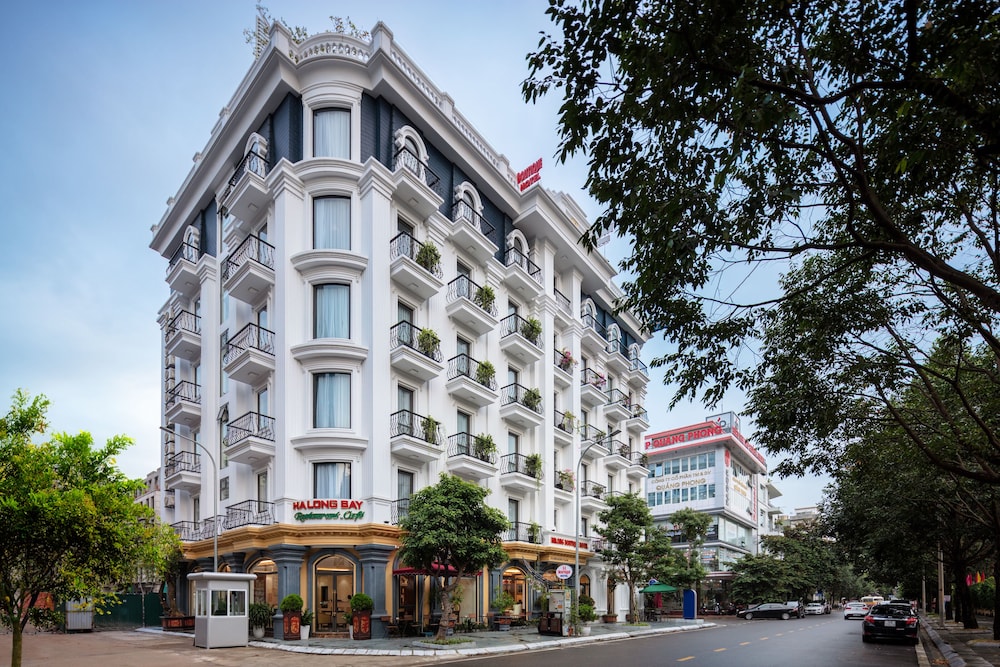Halong Boutique Hotel 3/32