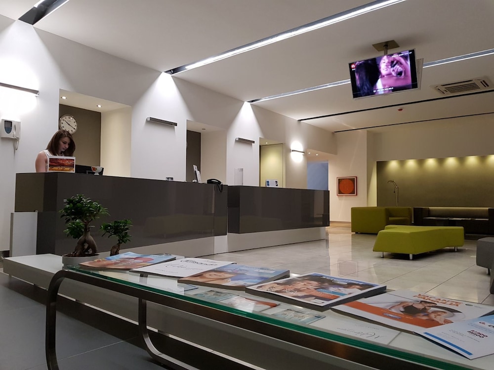 Hotel Artemide 6/36