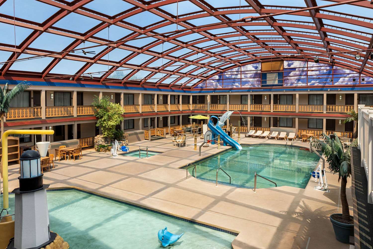 AmericInn by Wyndham La Crosse Riverfront Conference Center 29/45