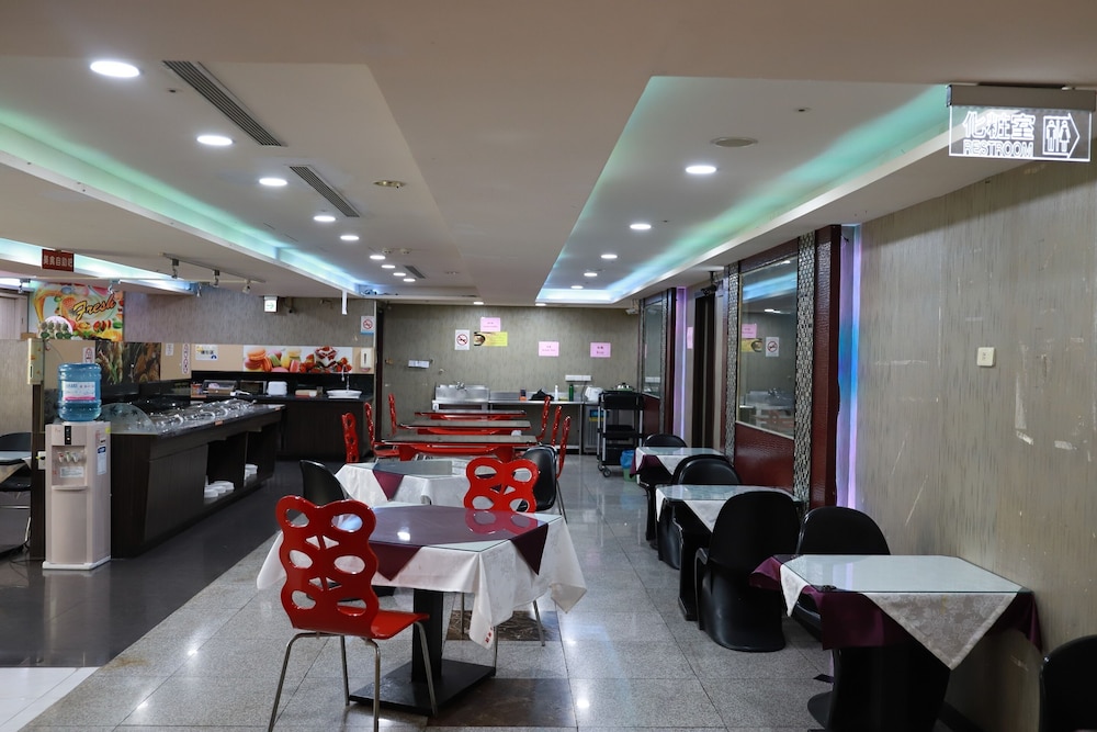 Chuanfu Hotel 31/35