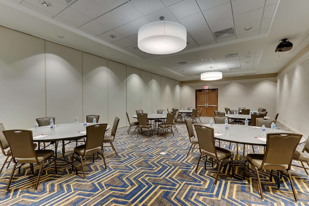 Drury Inn & Suites Lafayette IN 51/56