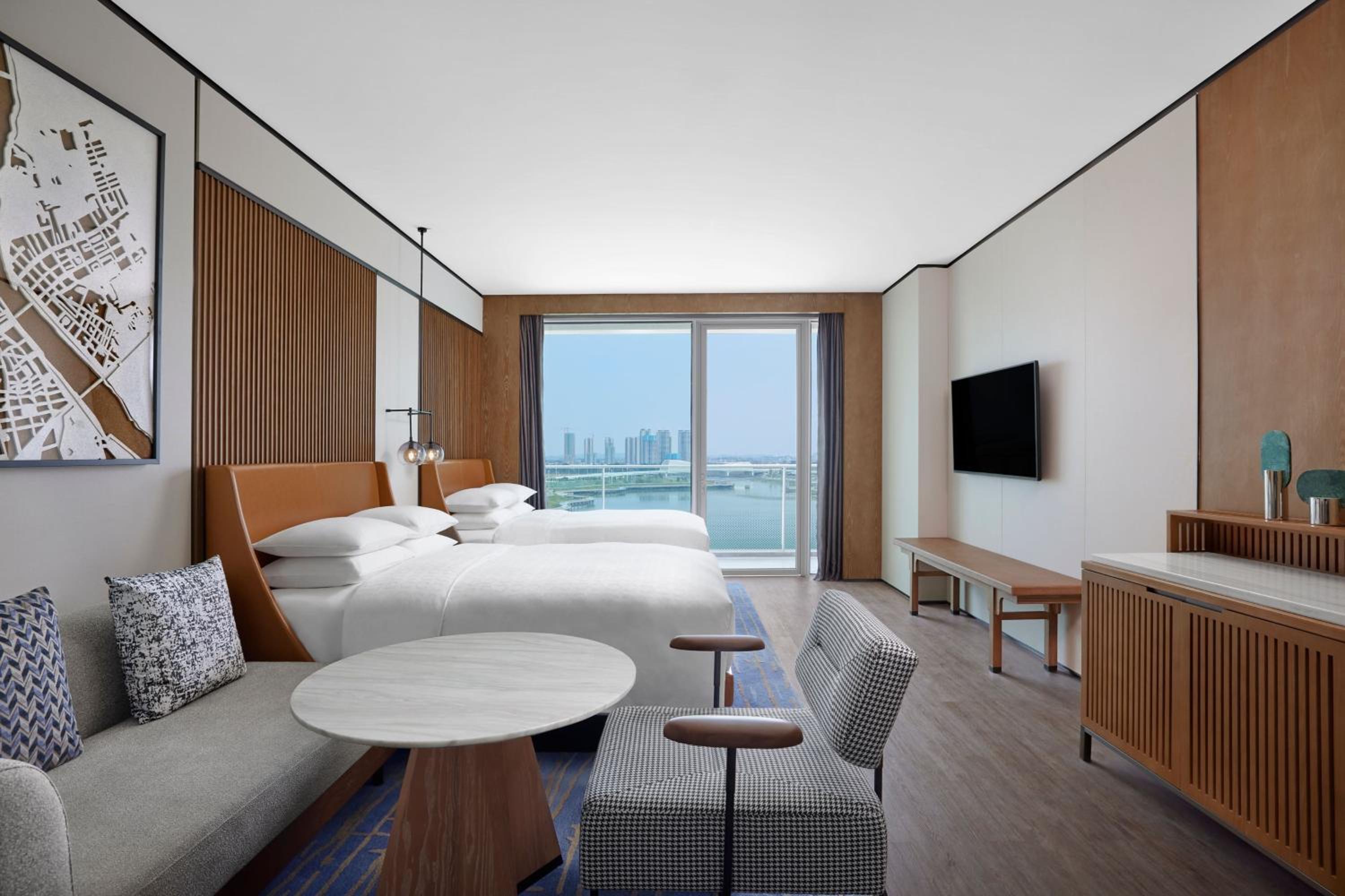 Guest Room, Executive, 2 Double Beds, Balcony, Club Floor