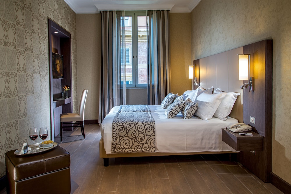 Savoy Hotel Rome 14/34
