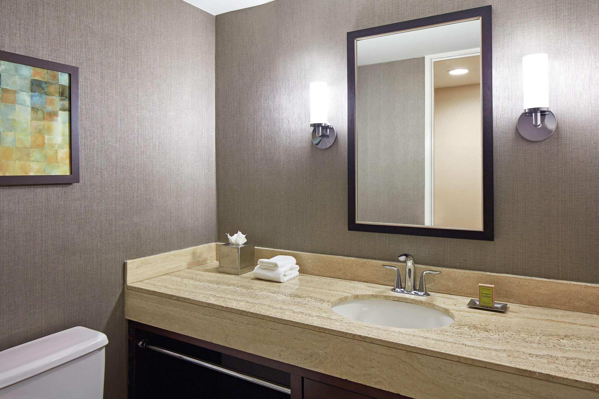 1 Bedroom, Suite, 2 Double Beds, 1.5 Bathrooms