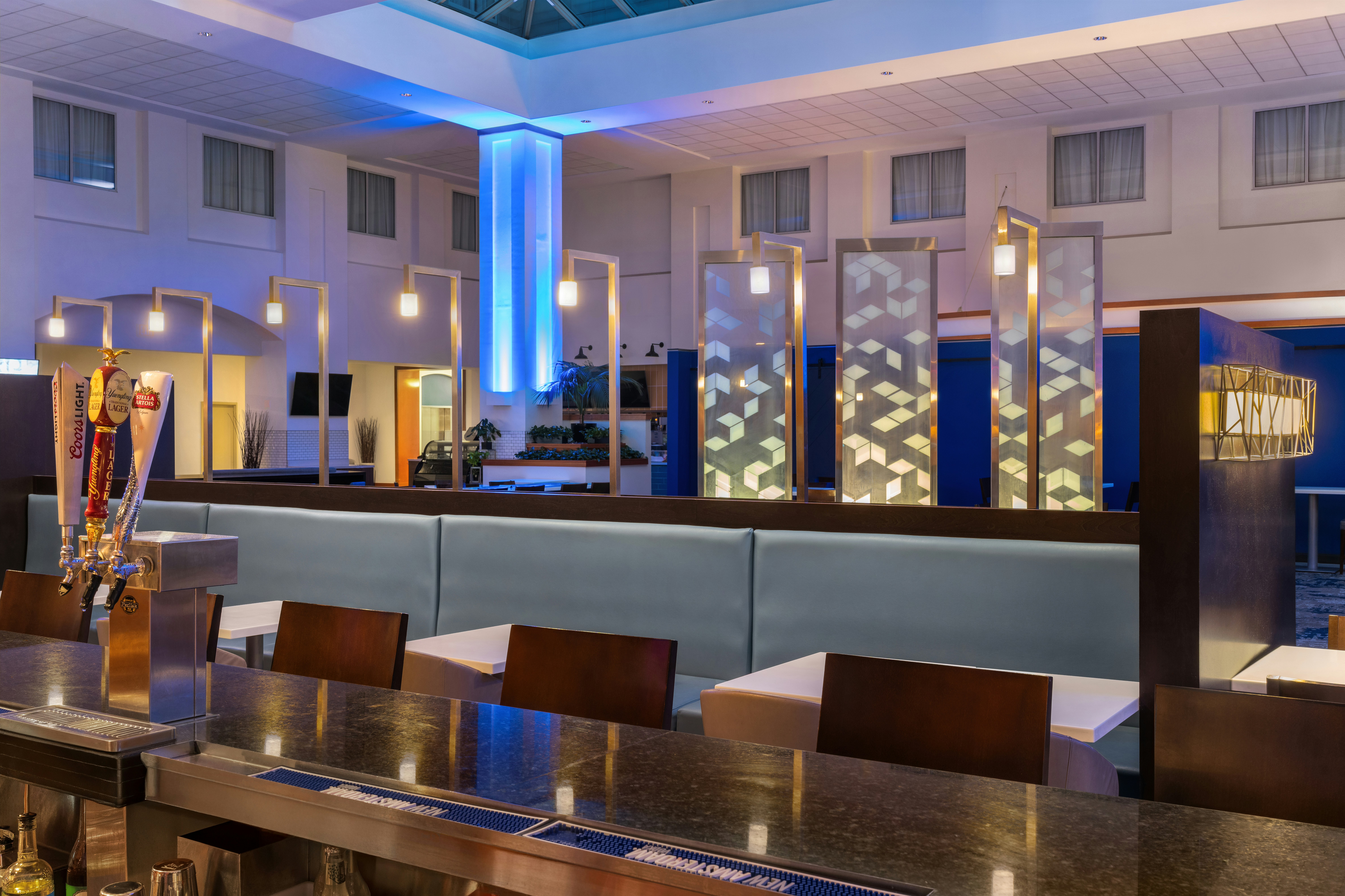 Embassy Suites by Hilton Boston at Logan Airport 28/65