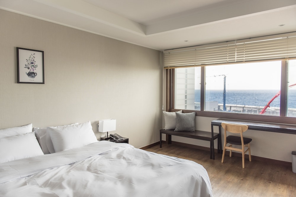 CHECK INN HOTEL JEJU 16/43