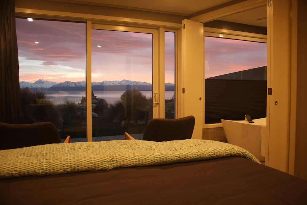 Lakestone Lodge 18/38