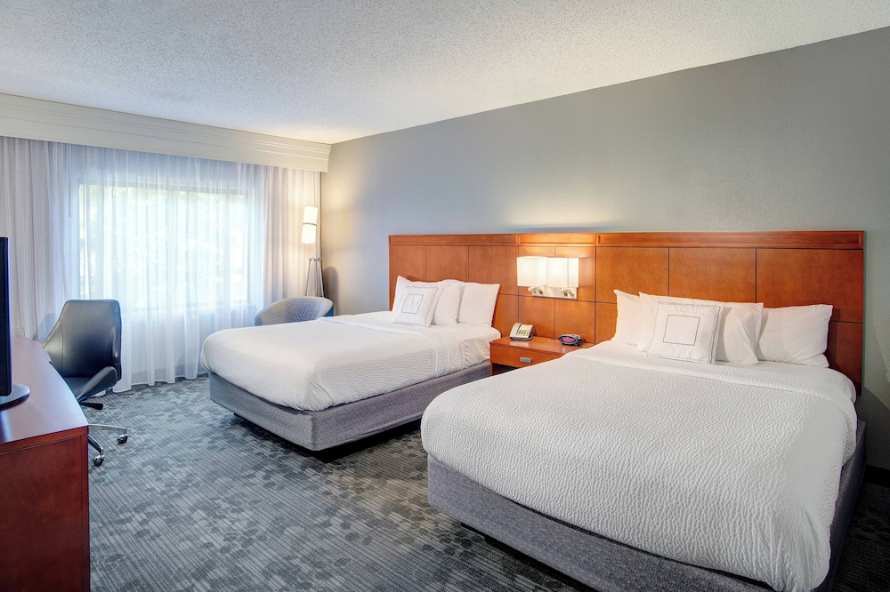 Room at Courtyard By Marriott Columbia Northeast/Fort Jackson Area, COLUMBIA - SC