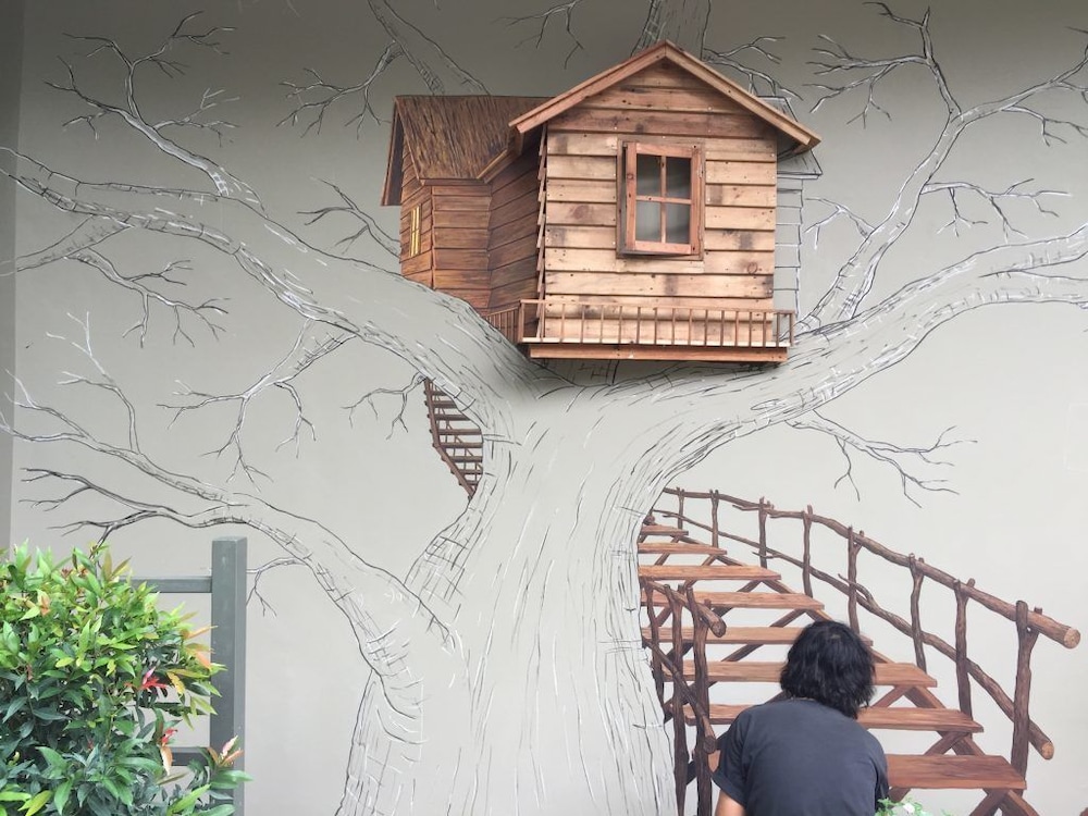 Treehouse Suites 8/50