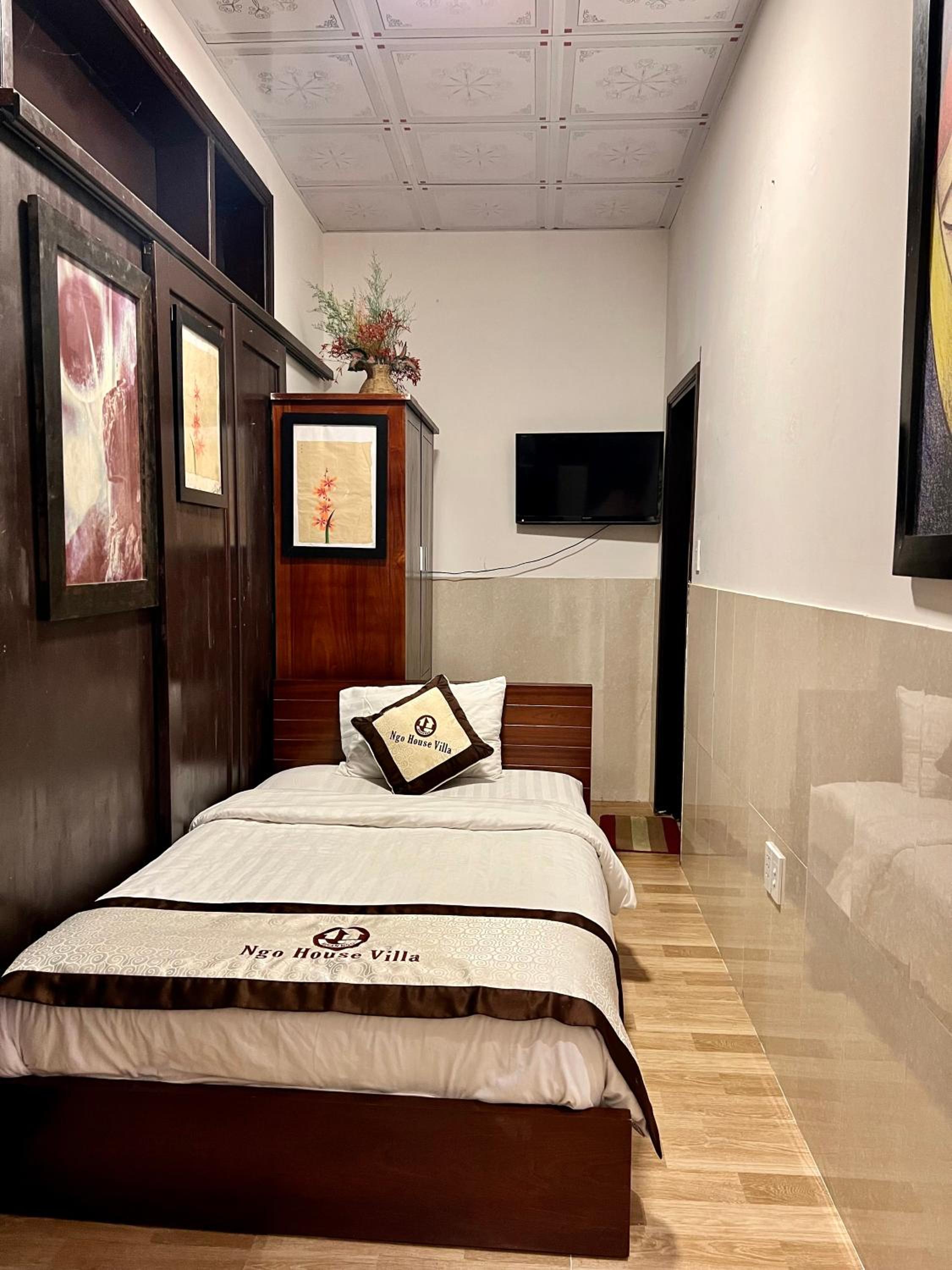 Room, Single, Private Bathroom