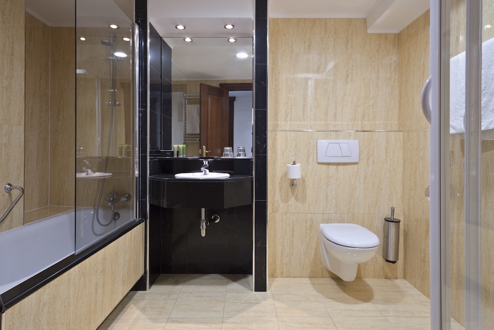 Melia White House Apartments 47/50
