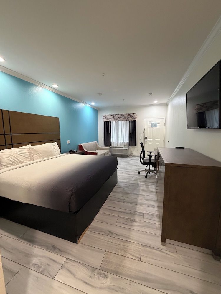 Americas Best Value Inn 11/51