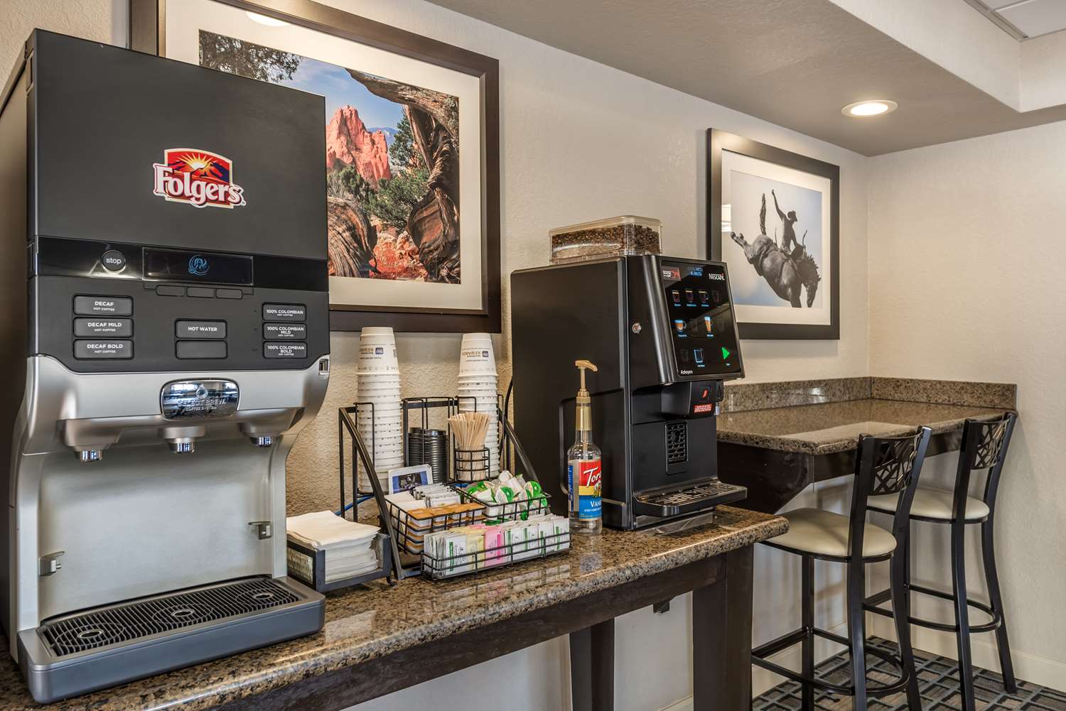 Best Western Plus Peak Vista Inn & Suites 12/13