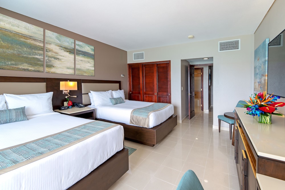The Villas at Simpson Bay Beach Resort 19/95