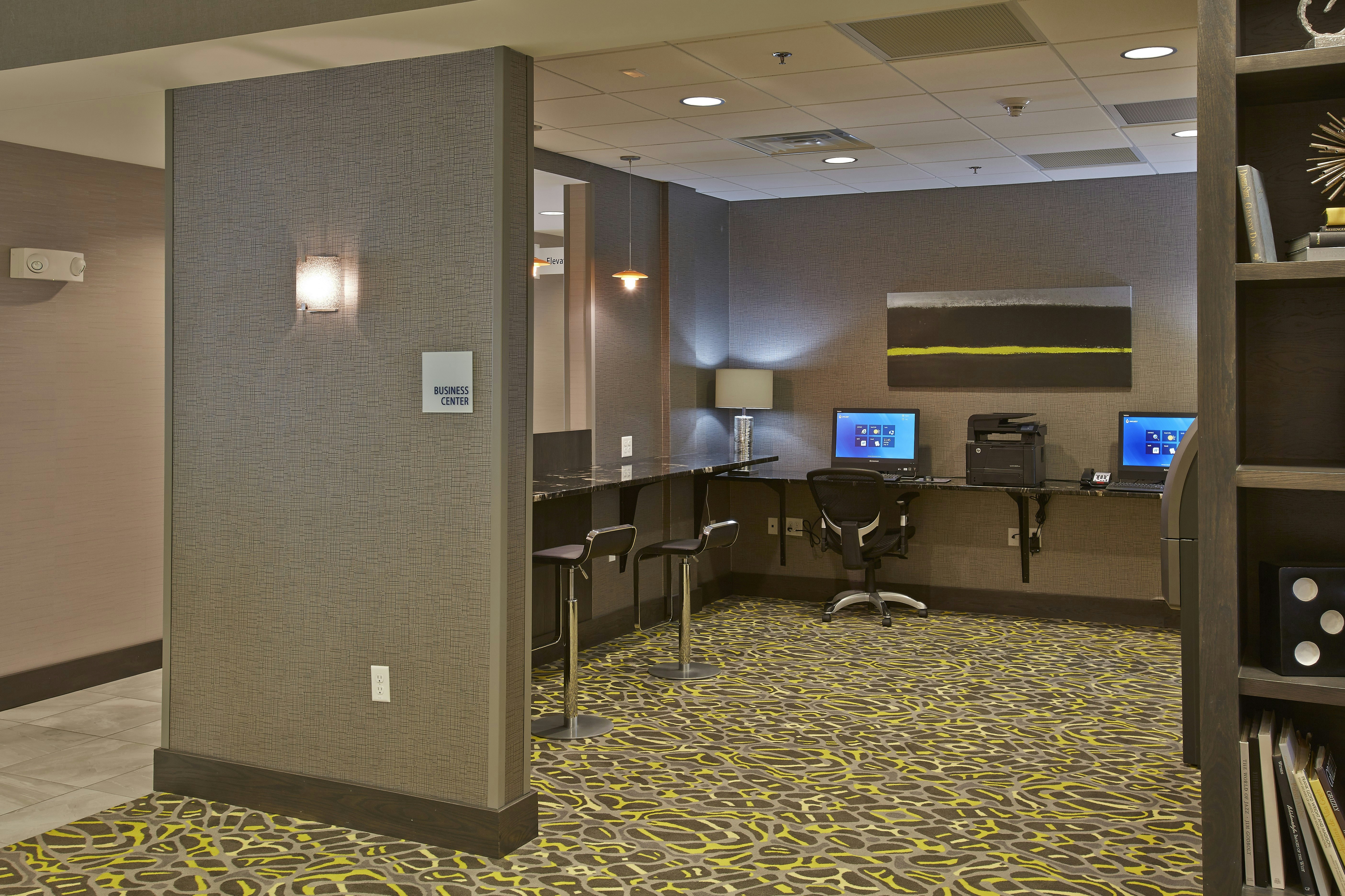 Holiday Inn Express Suites Madison Central 61/68