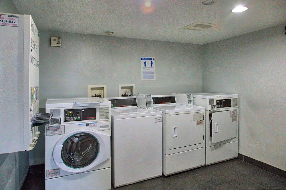 Motel6 Buffalo, NY - Airport - Williamsville 15/51