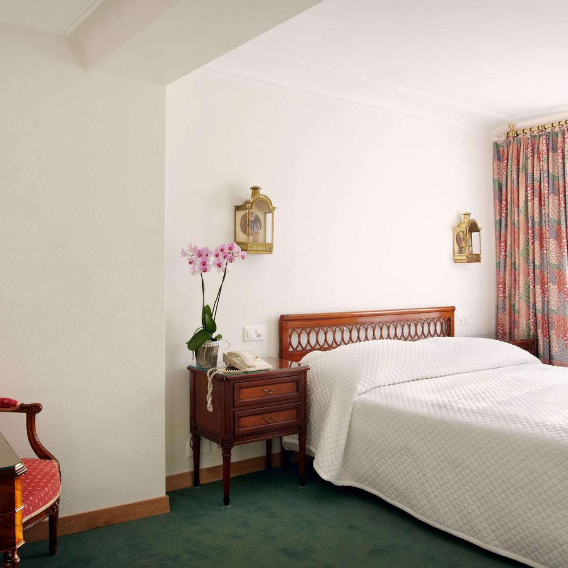 ECONOMY, DOUBLE BED