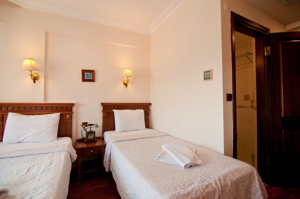 Emine Sultan Hotel 27/59
